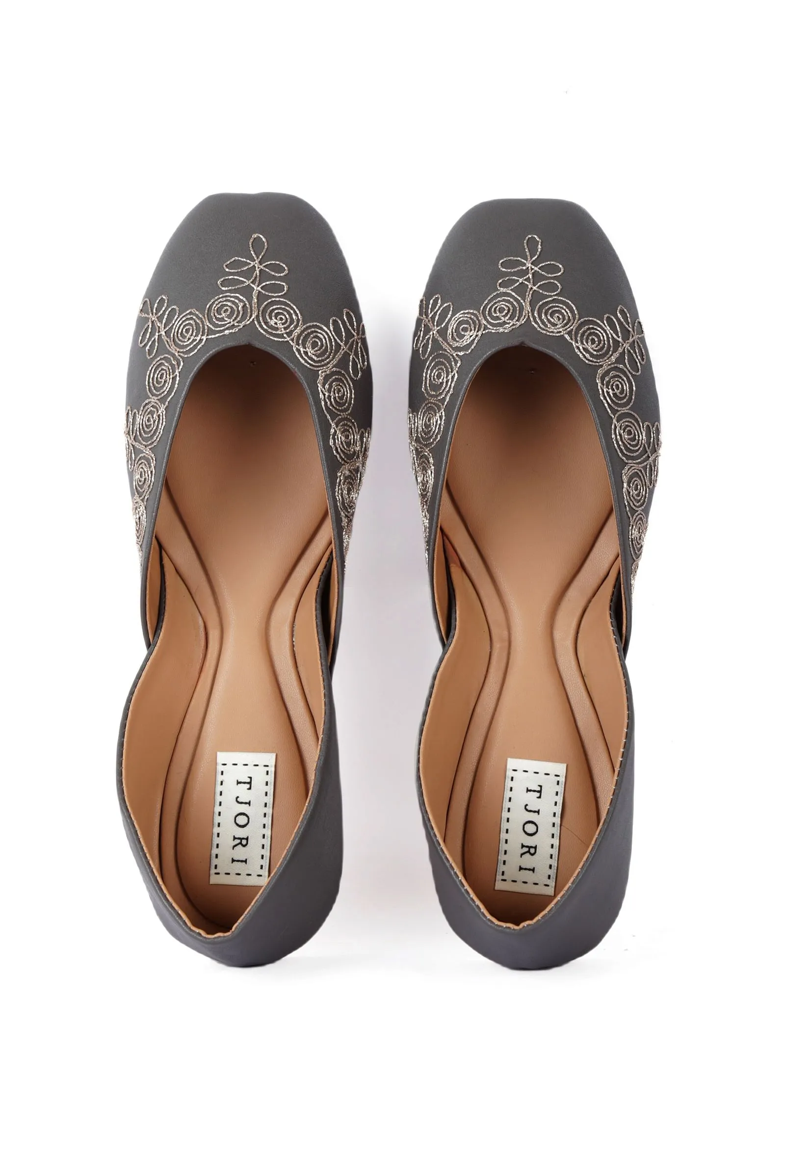 Aurora Grey Dori Zari Embroidered Jutti