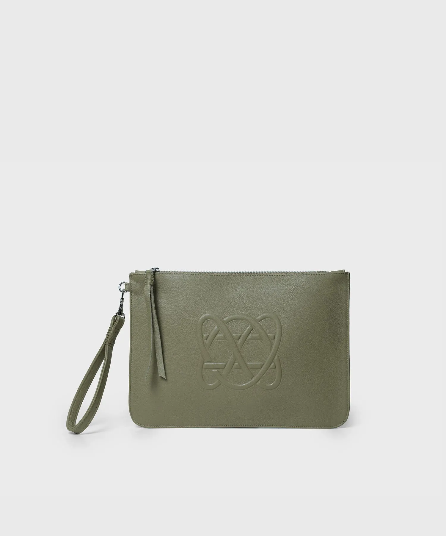 Cc Pochette Grained Leather Kiwi