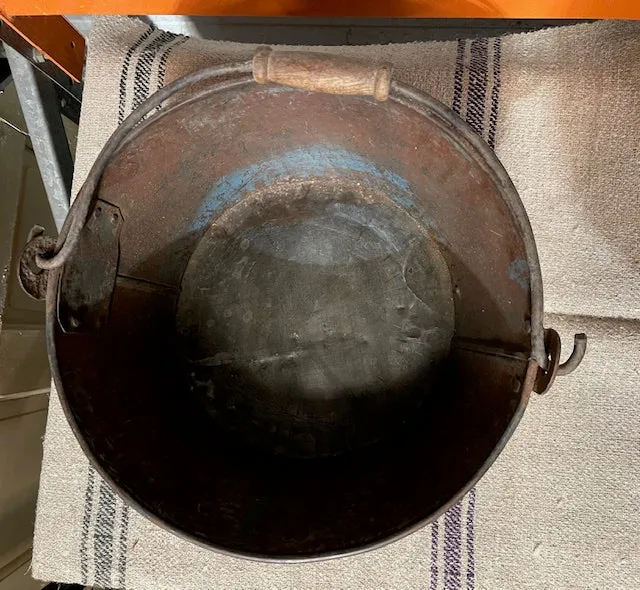 Metal Bucket    #6308