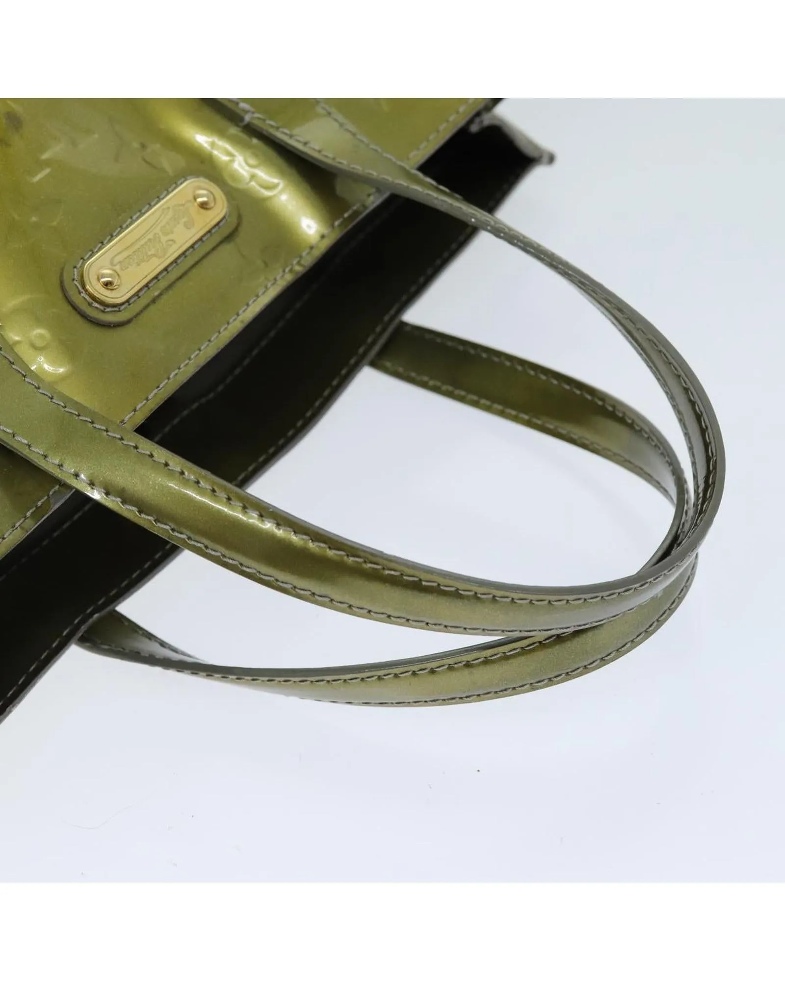 Patent Leather Hand Bag with Surface Frubbing and Peeling