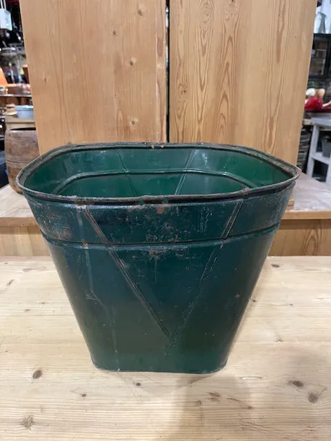 Rustic Metal Bucket    #6112